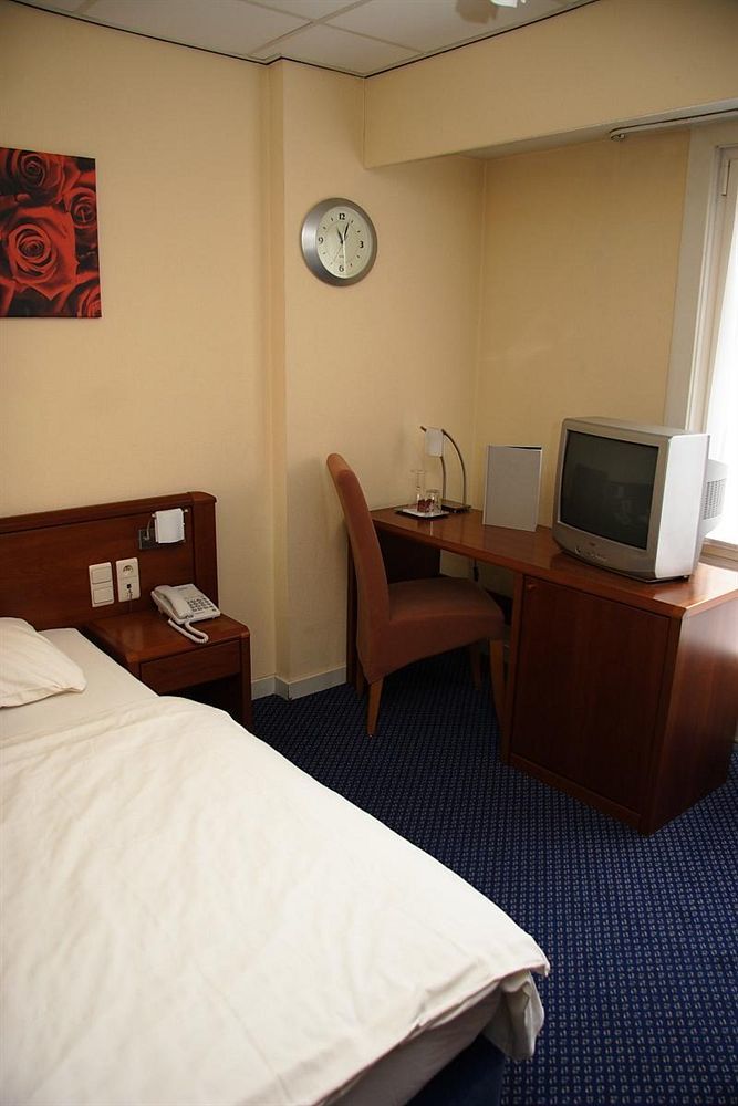 Hotel Royal זלזטה מראה חיצוני תמונה