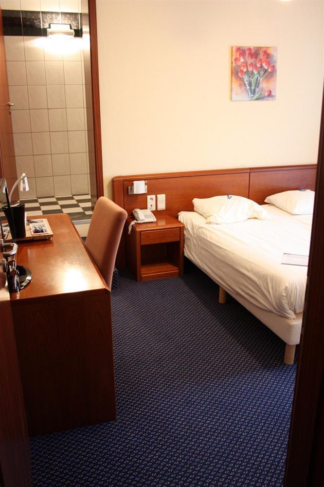 Hotel Royal זלזטה מראה חיצוני תמונה